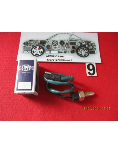 0462 interruttore luce retromarcia fiat panda 45 -  Az Ricambi  Sei alla ricerca di ricambi per la tua auto d’epoca?