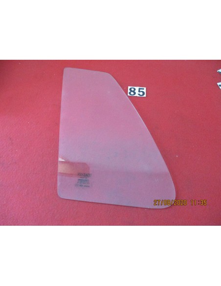 vetro fisso posteriore sx bianco fiat uno sekurit/stat. -  Az Ricambi  Sei alla ricerca di ricambi per la tua auto d’epoca?
