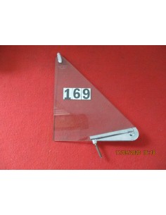 vetro deflettore girevole anteriore dx verde fiat 128 rally -  Az Ricambi  Sei alla ricerca di ricambi per la tua auto d’epoca?