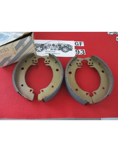 5563 ganasce freno peugeot 504 505 -  Az Ricambi  Sei alla ricerca di ricambi per la tua auto d’epoca?