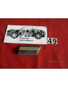 4448250 modanatura dx fiat 127 sport -  Az Ricambi  Sei alla ricerca di ricambi per la tua auto d’epoca?