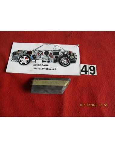 4448250 modanatura dx fiat 127 sport -  Az Ricambi  Sei alla ricerca di ricambi per la tua auto d’epoca?