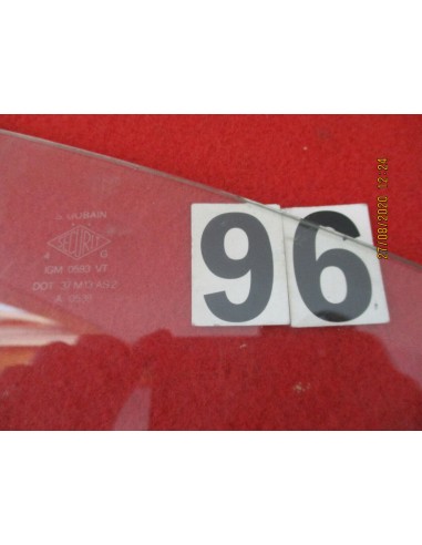 vetro fisso posteriore sx bianco lancia beta -  Az Ricambi  Sei alla ricerca di ricambi per la tua auto d’epoca?