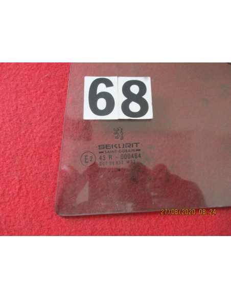 vetro fisso posteriore sx verde peugeot 106 sekurit -  Az Ricambi  Sei alla ricerca di ricambi per la tua auto d’epoca?