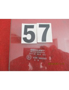 vetro fisso anteriore dx bianco volkswagen golf mk1 sekurit -  Az Ricambi  Sei alla ricerca di ricambi per la tua auto d’epoca? 2