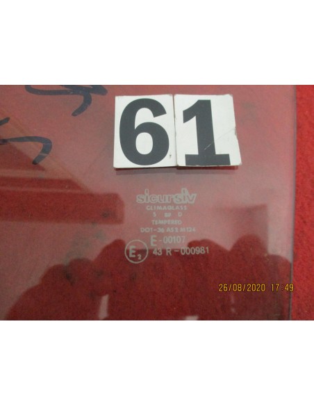 vetro fisso anteriore sx bronzo volkswage golf mk1 sicursiv -  Az Ricambi  Sei alla ricerca di ricambi per la tua auto d’epoca?