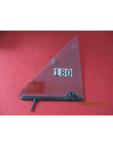 vetro deflettore girevole anteriore dx bronzo fiat 126 -  Az Ricambi  Sei alla ricerca di ricambi per la tua auto d’epoca?