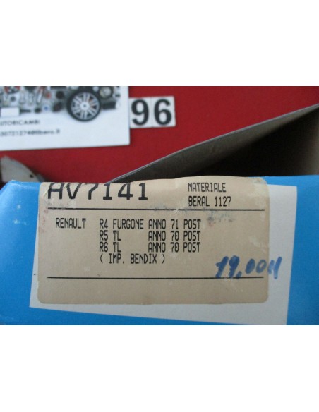 av7141 ganasce freno renault r4 furgone r5 r6 -  Az Ricambi  Sei alla ricerca di ricambi per la tua auto d’epoca?