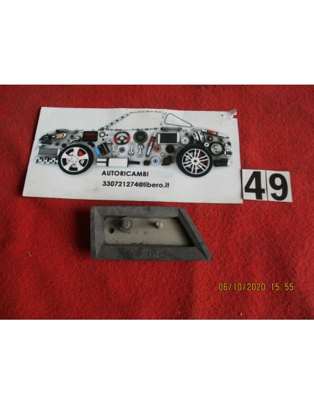 4448250 modanatura dx fiat 127 sport -  Az Ricambi  Sei alla ricerca di ricambi per la tua auto d’epoca?