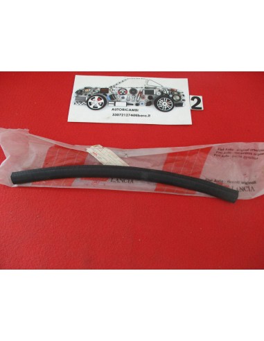 82423515 guarnizione profilo in gomma parabrezza lancia thema -  Az Ricambi  Sei alla ricerca di ricambi per la tua auto d’ep...
