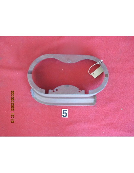 4066272 sede faro sx fiat 1300 1500 -  Az Ricambi  Sei alla ricerca di ricambi per la tua auto d’epoca?