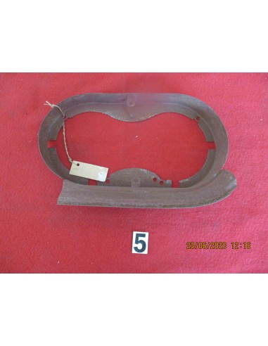 4066272 sede faro sx fiat 1300 1500 -  Az Ricambi  Sei alla ricerca di ricambi per la tua auto d’epoca?