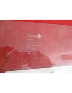 vetro lunotto fiat 126 -  Az Ricambi  Sei alla ricerca di ricambi per la tua auto d’epoca? 2