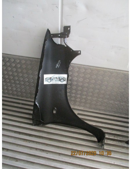 7733462 parafango anteriore sx fiat punto 93-99 -  Az Ricambi  Sei alla ricerca di ricambi per la tua auto d’epoca?