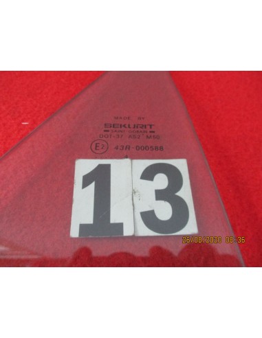 vetro fisso posteriore dx verde alfa-romeo 75 giulietta sekurit -  Az Ricambi  Sei alla ricerca di ricambi per la tua auto d’...