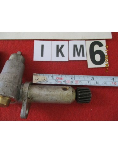 990111 ingranaggio rinvio contachilometri fiat 600 16-denti -  Az Ricambi  Sei alla ricerca di ricambi per la tua auto d’epoca?